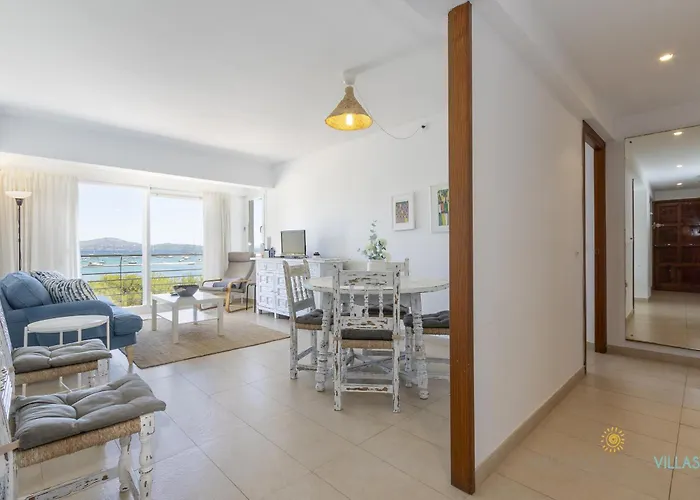 Apartment Tonia First Line Pine Walk *