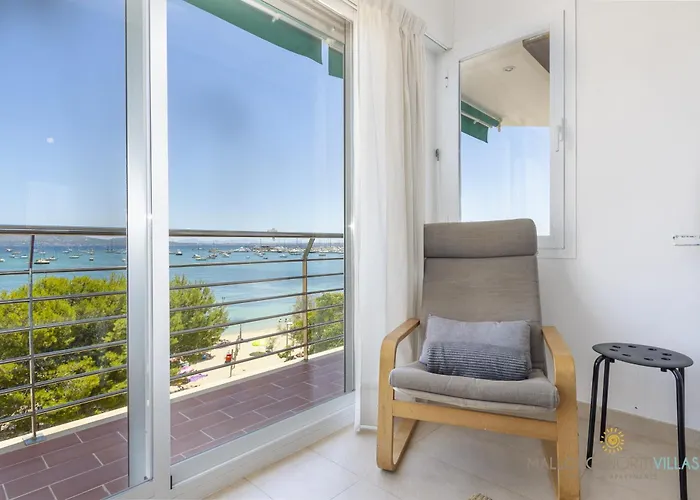 Tonia First Line Pine Walk